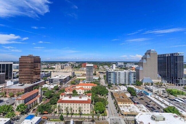 Building Photo - 150 E Robinson St