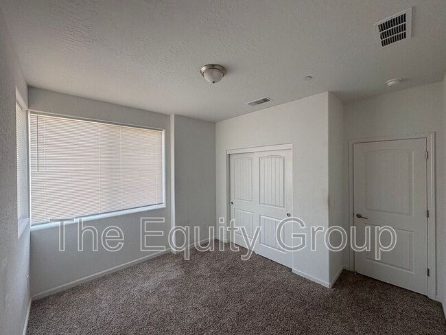 Building Photo - 1011 W Payson Ave
