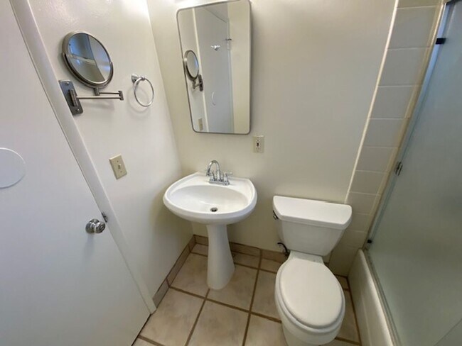 Building Photo - 306 Lobos Ave