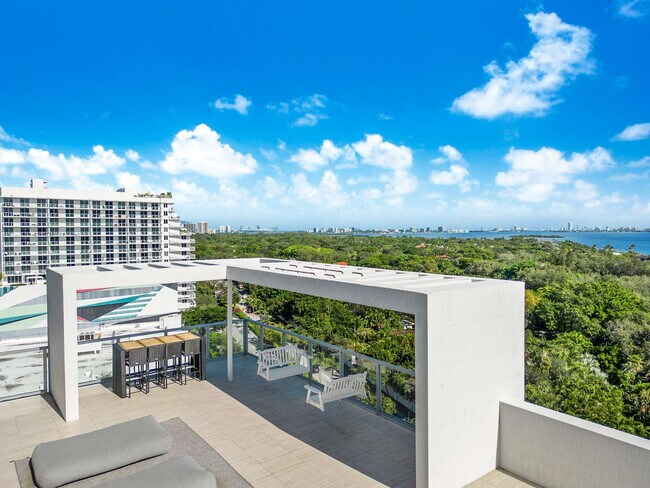 Building Photo - 3900 Biscayne Blvd
