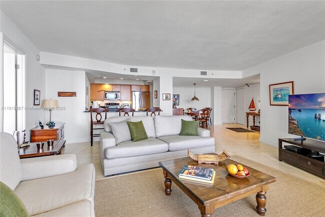 Building Photo - 3000 N Ocean Dr