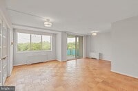 Building Photo - 10401 Grosvenor Pl