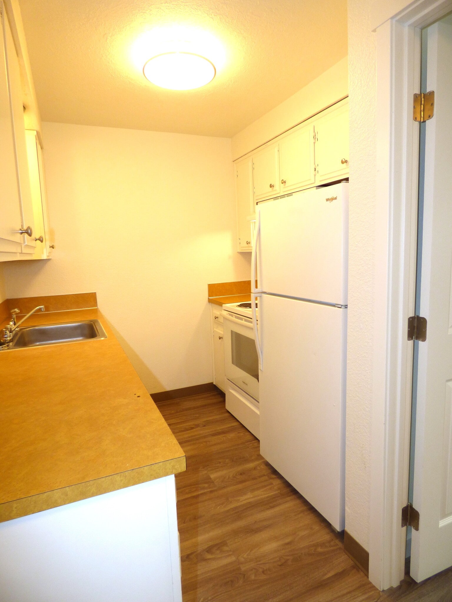 Building Photo - Anita Manor Apartments