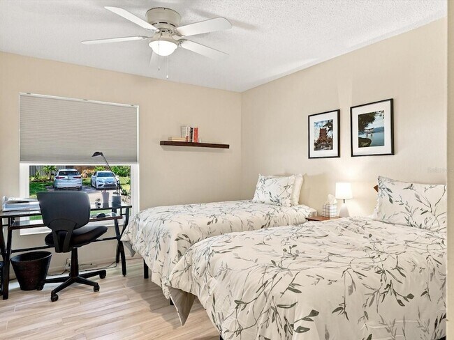 Building Photo - 3450 Tallywood Ln