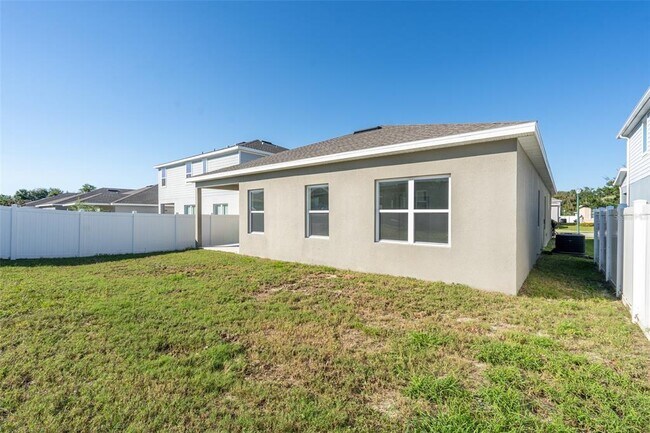 Building Photo - 334 Winter Bliss Ln