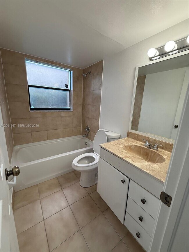 Building Photo - 11120 Royal Palm Blvd