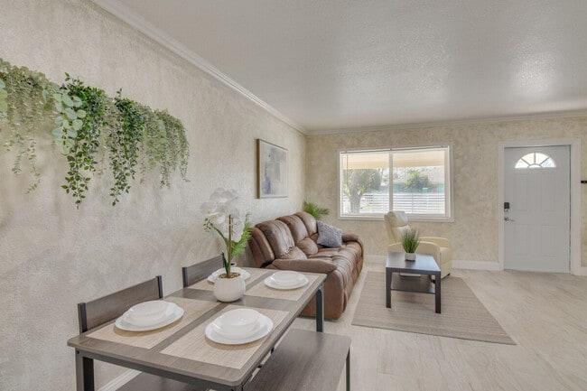 Building Photo - 16205 NW 39th Ct