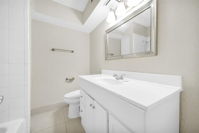 Building Photo - 4641 Wild Indigo St