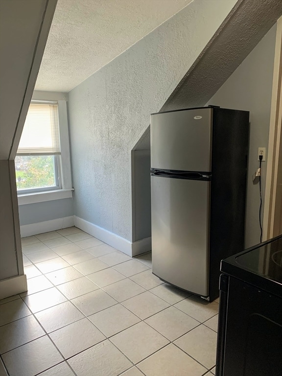 Building Photo - 96 Harrishof St