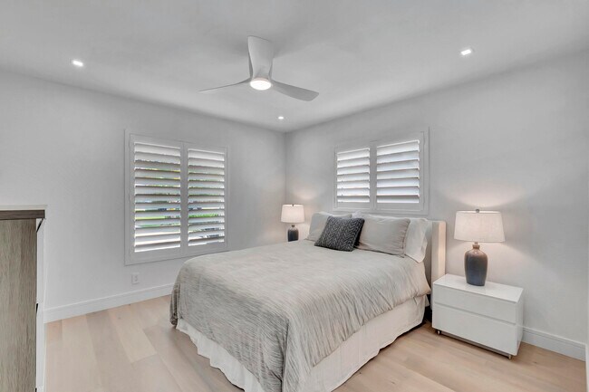 Building Photo - 530 NW 14th St