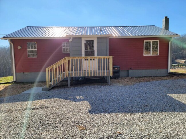 Building Photo - 1051 Catoosa Rd