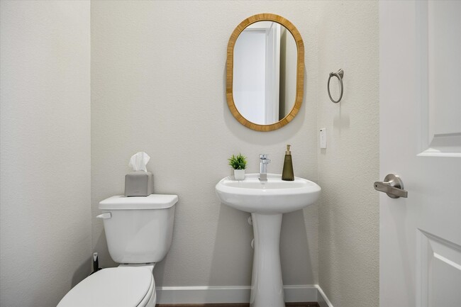 Building Photo - 10614 Cascade Ledge Ln