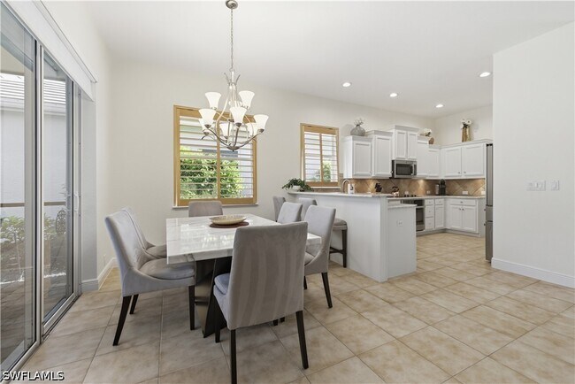 Building Photo - 9235 Troon Lakes Dr