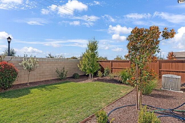 Building Photo - $3,100/mo move-in special for first three months - Modern Woodland Home with Solar and Privacy