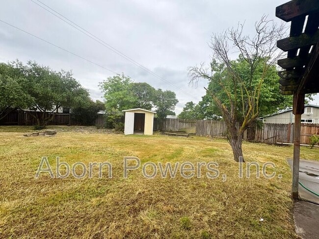 Building Photo - 752 Crosswind Dr