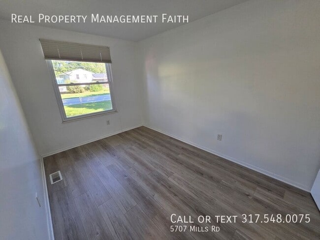 Building Photo - 5707 W Mills Rd