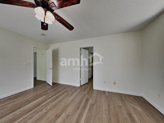 Building Photo - 3280 Denali Ct