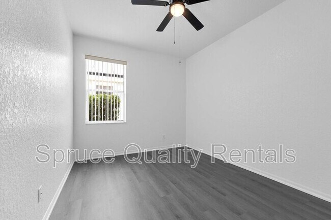 Building Photo - 1151 N Hampton Dr
