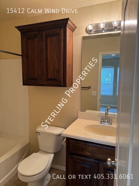 Building Photo - 15412 S Calm Wind Dr