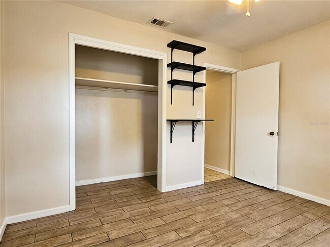 Building Photo - 1917 Casco St