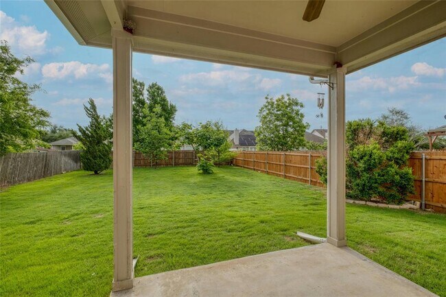 Building Photo - 20632 Farm Pond Ln