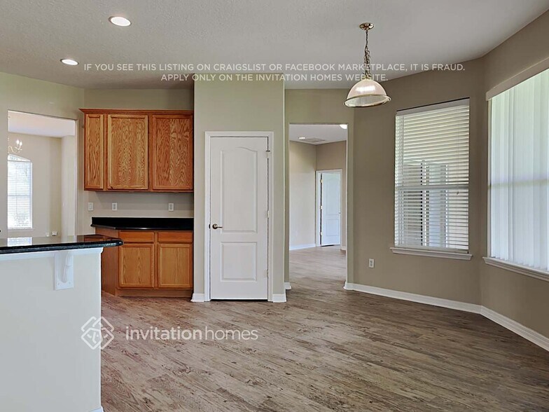 Building Photo - 1231 Running Oak Ln