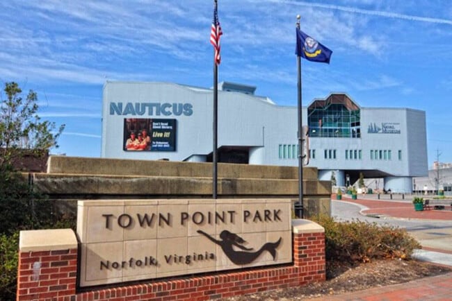 Building Photo - 558 Granby St