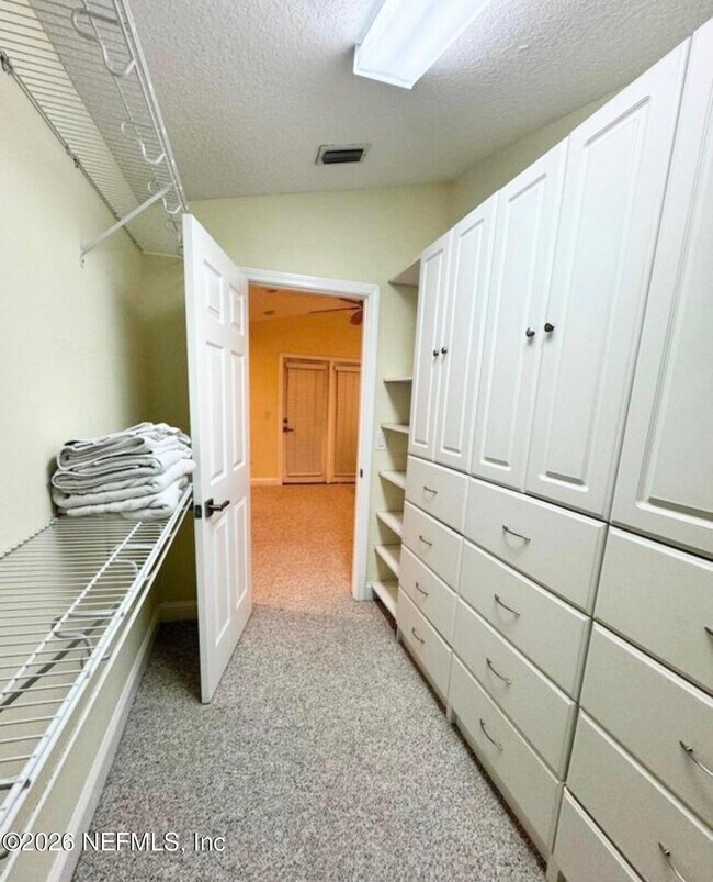 Building Photo - 692 Sand Isles Cir