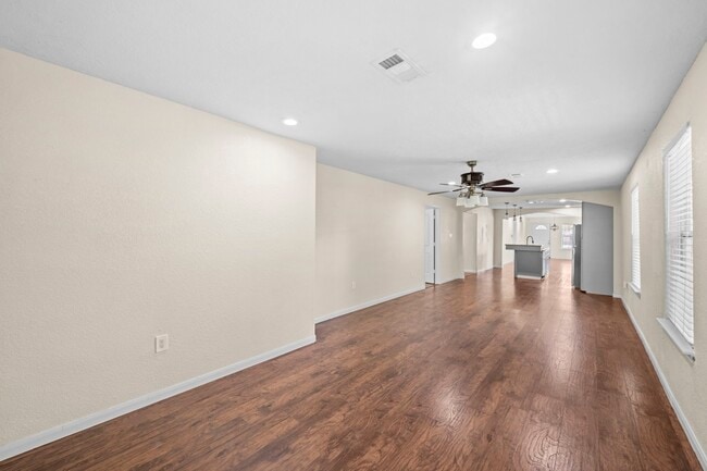 Building Photo - 2821 Holman St