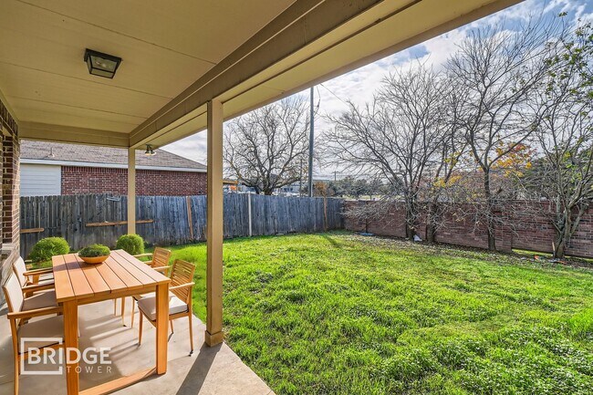 Building Photo - 15652 Gatsby Ln