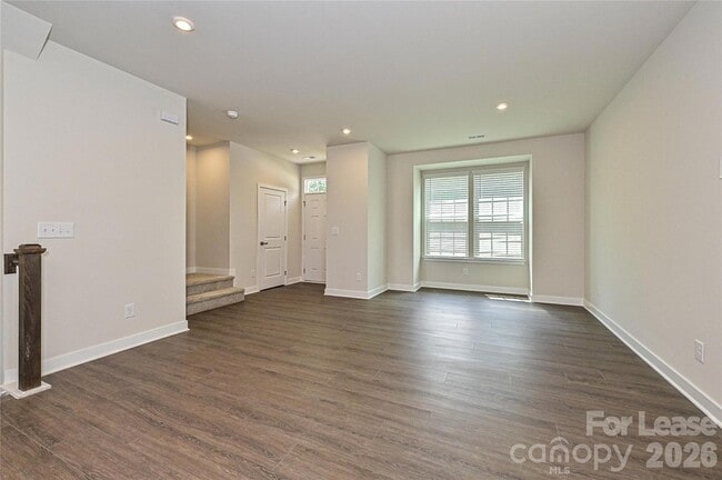 Building Photo - 7637 Griffins Gate Dr SW