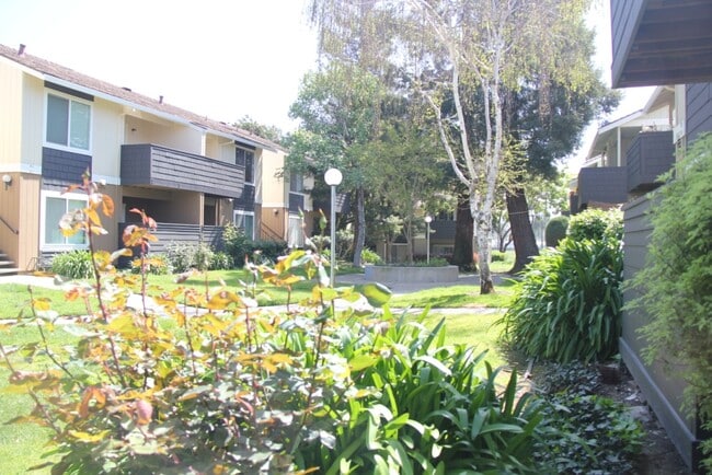 Primary Photo - 2567 Easton Ln