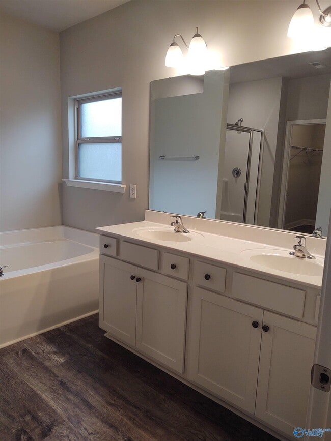 Building Photo - 152 Grey Fawn Trail