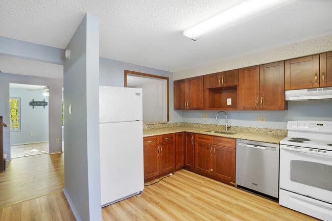 Building Photo - 8653 Bent Arrow Ct