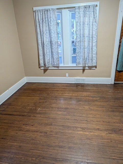 Building Photo - 615 Magee Ave