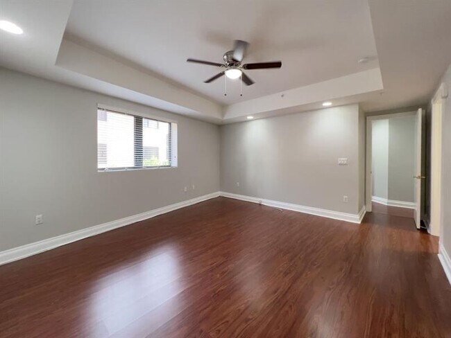 Building Photo - 4241 N Ocean Blvd