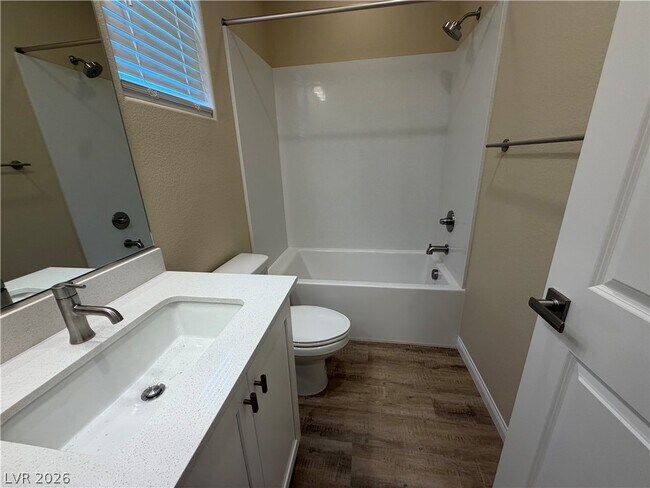 Building Photo - 1741 N Desert Foothills Dr