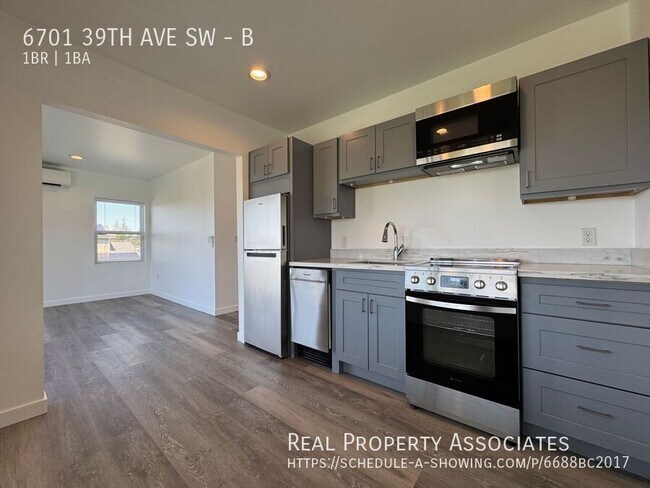 Building Photo - 6701 39th Ave SW