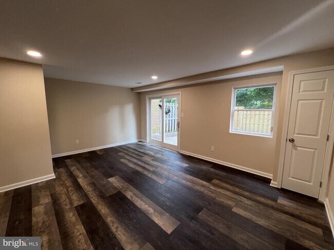 Building Photo - 5779 Flagflower Pl