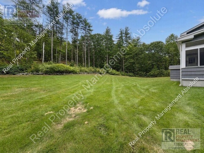 Building Photo - 324 Mammoth Rd