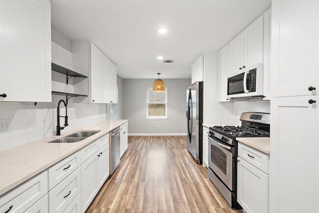 Building Photo - 3527 Willie Way