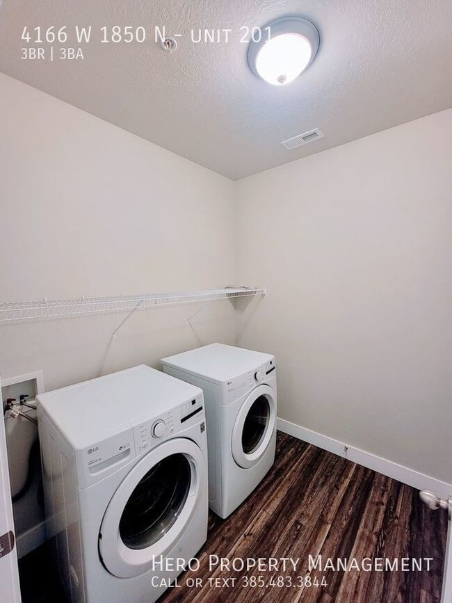 Building Photo - 4166 W 1850 N