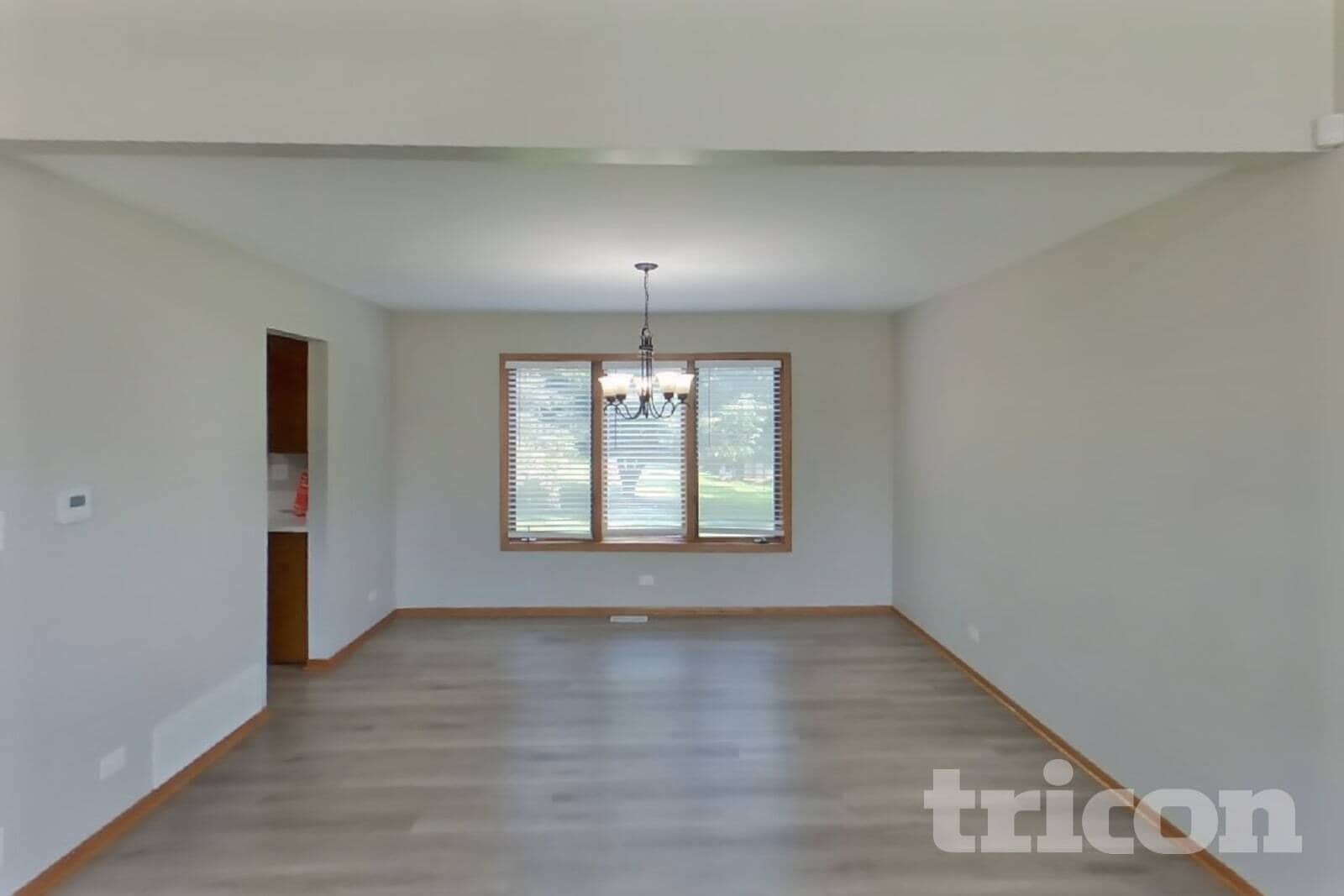 Building Photo - 5004 Lake Dawnwood Dr