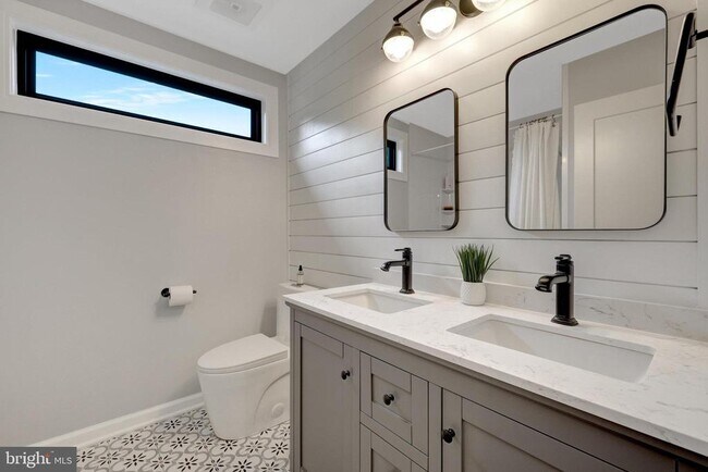 Building Photo - 10904 Belgravia Ct