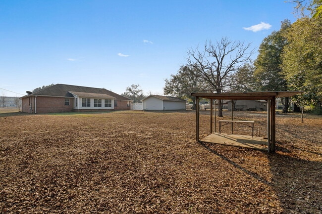 Building Photo - 3171 Airport Rd