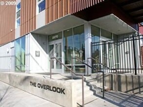 Building Photo - *** $250 OFF 1ST MONTHS RENT!!!*** 2 Bedroom Lofts in Overlook! Water, Sewer and Garbage Included!!!