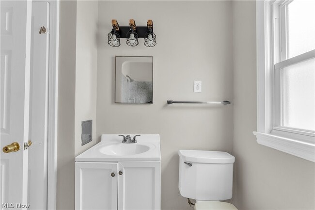 Building Photo - 21303 Kenyon Dr