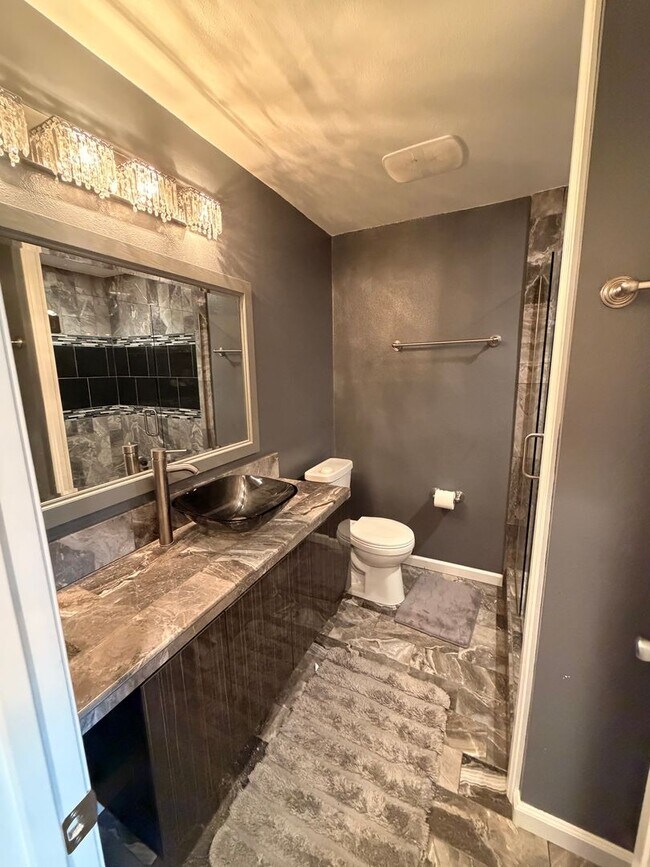 Building Photo - Unbelievable 4 Bed, 4 Bath House For Rent In Buena Park-Must See To Appreciate!