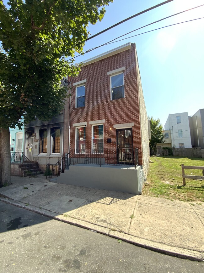 Building Photo - 2207 N 18th St