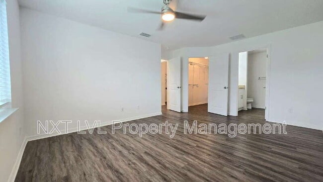 Building Photo - 232 NW 6th Ave